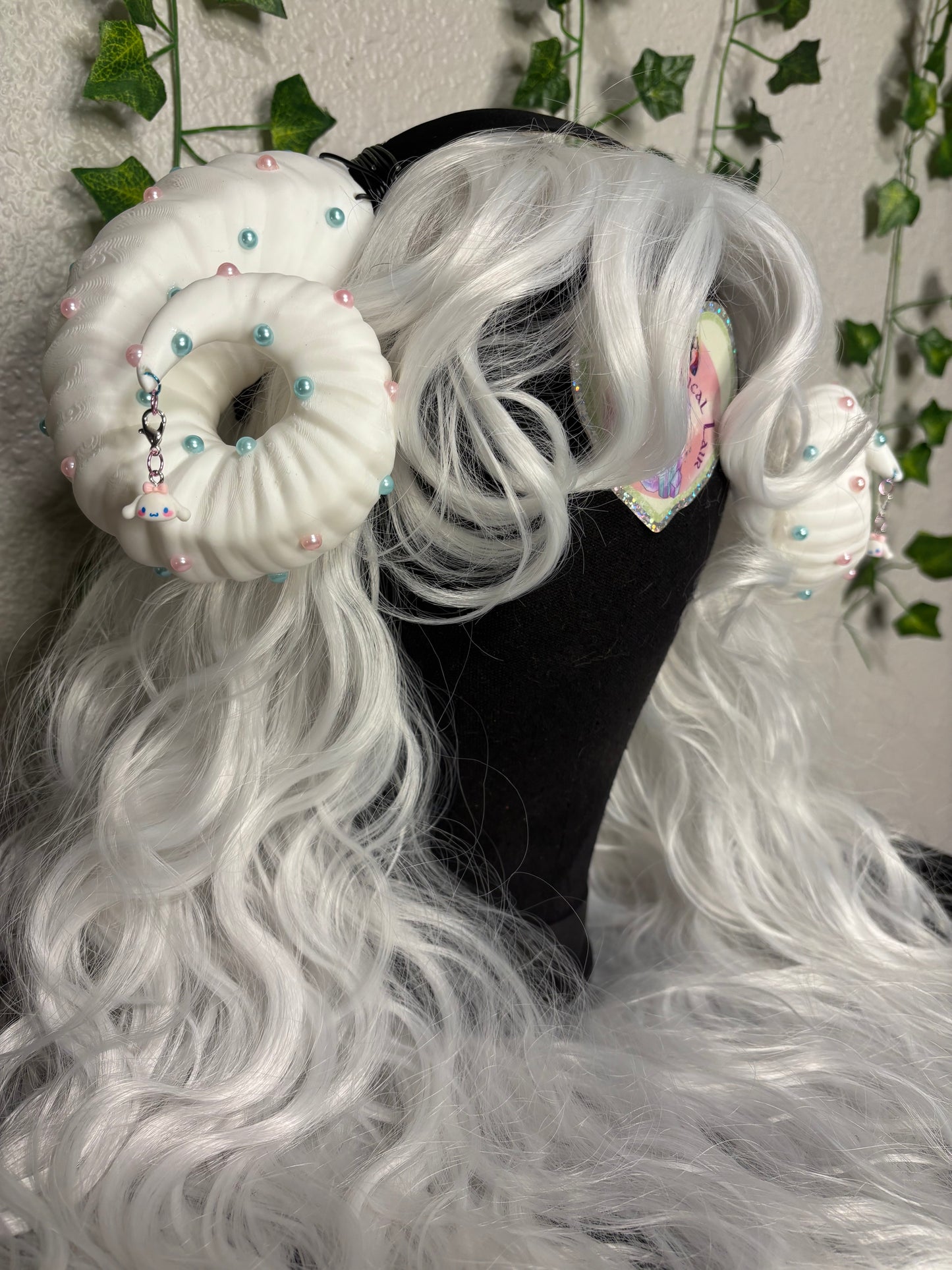 CinnamonRoll inspired rams horns