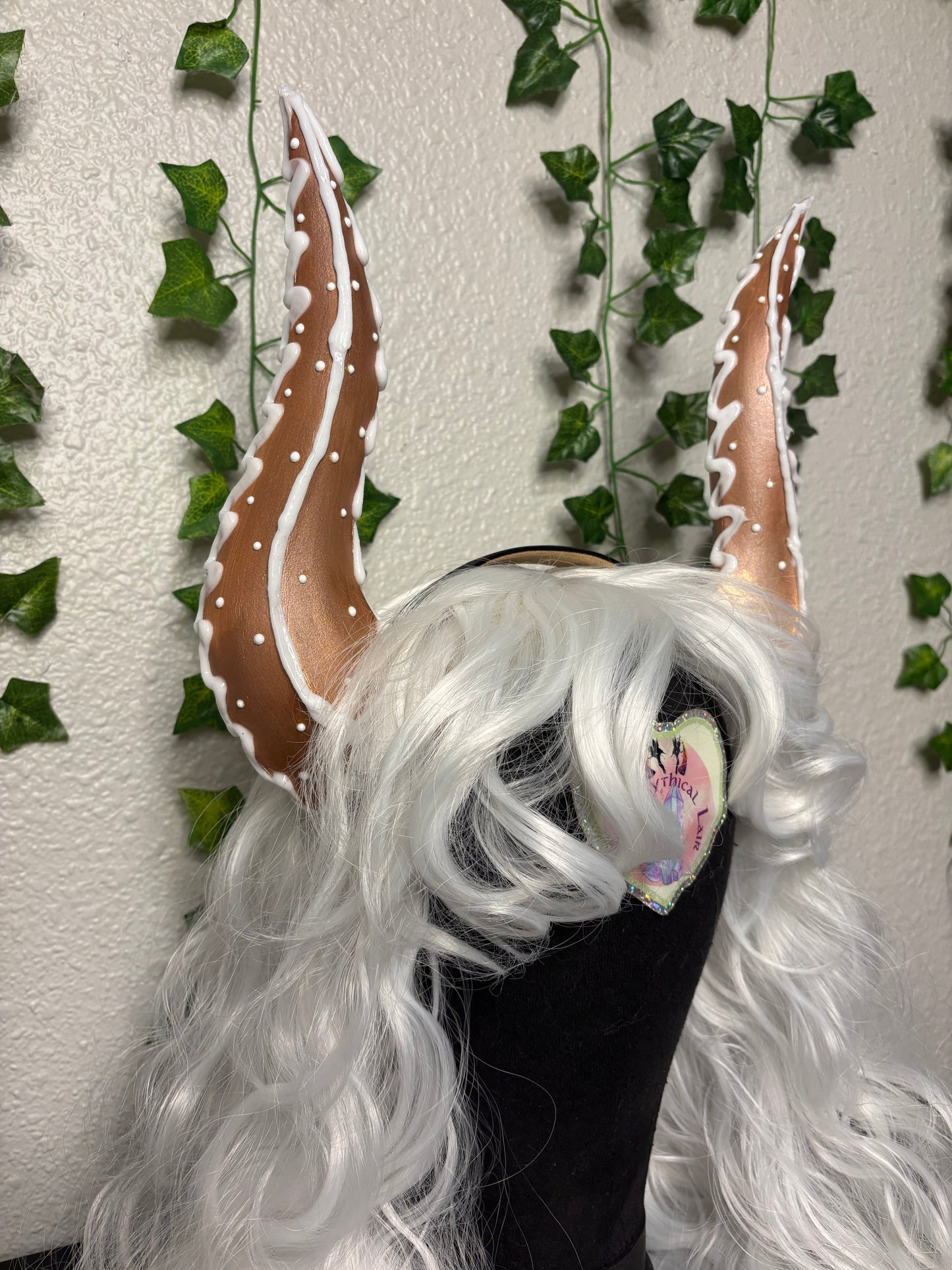 Gingerbread Royalty Horns