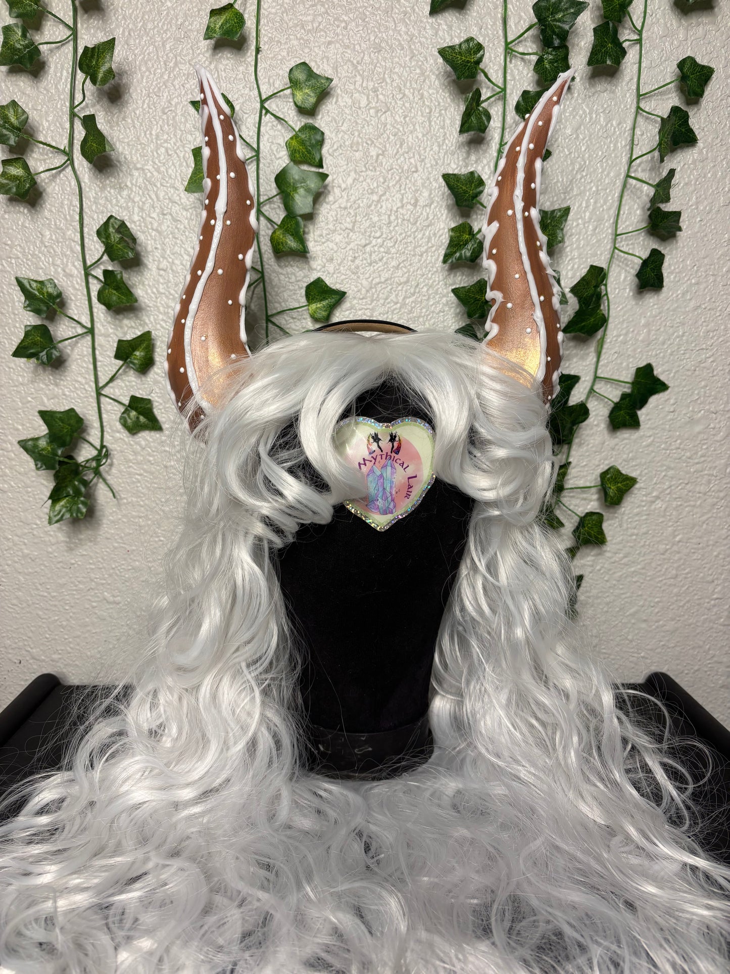 Gingerbread Royalty Horns