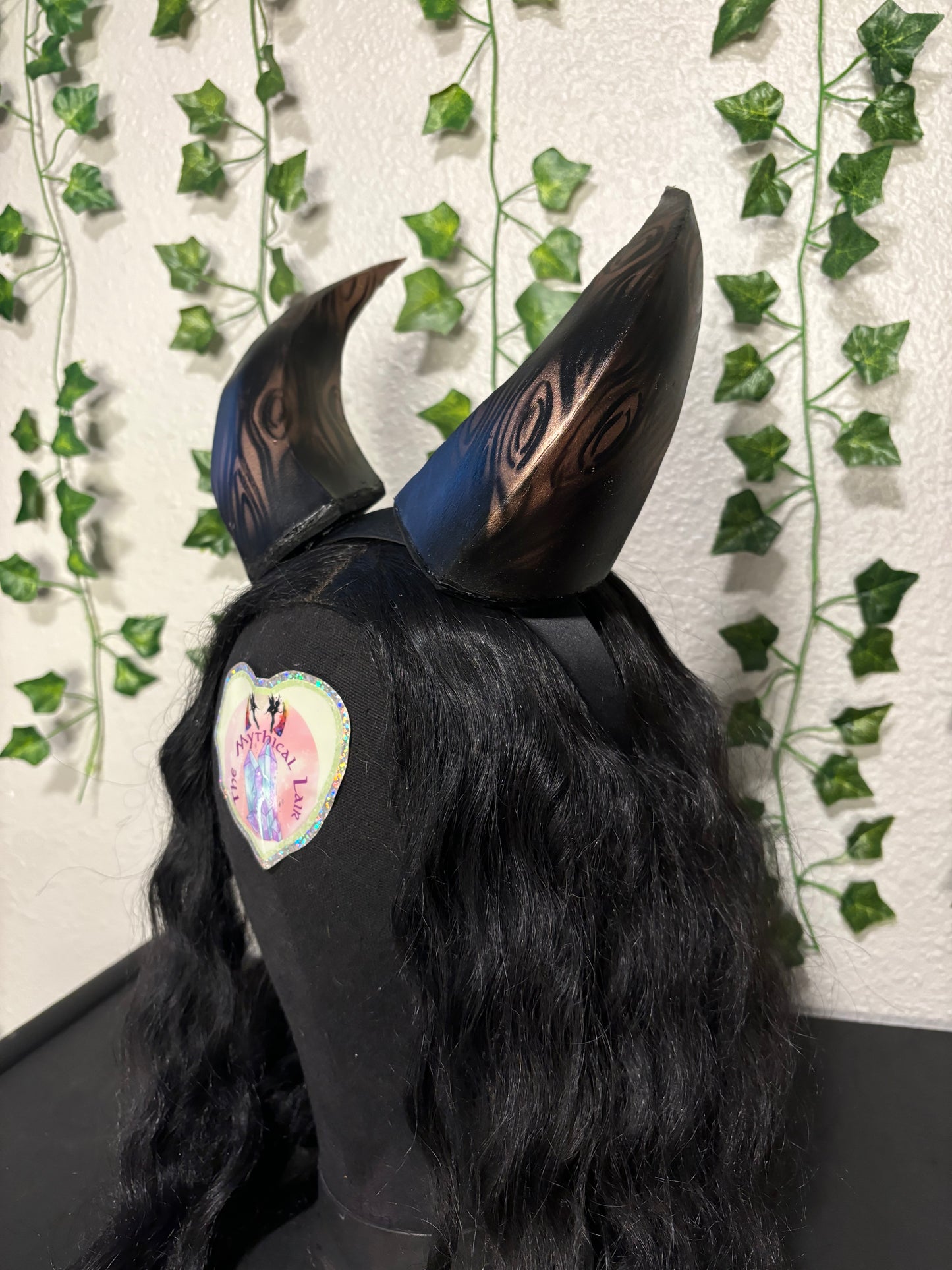 Tree Trunk Horns