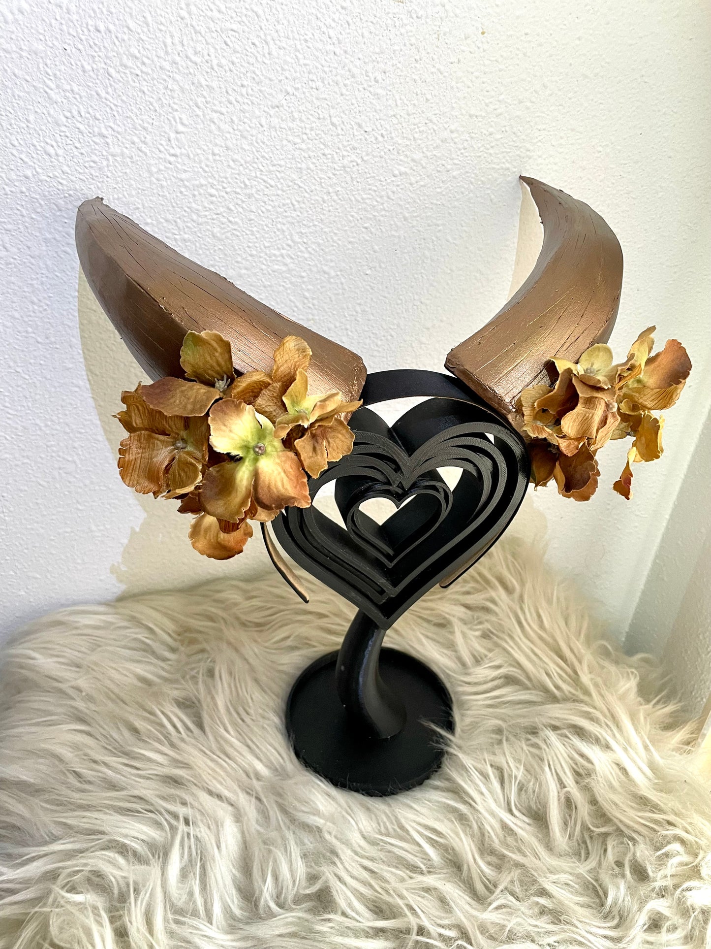 Chocolate Metallic Bark Horns