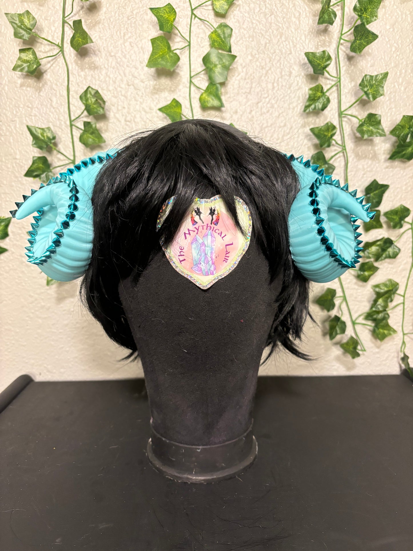 Ice Royalty Horns