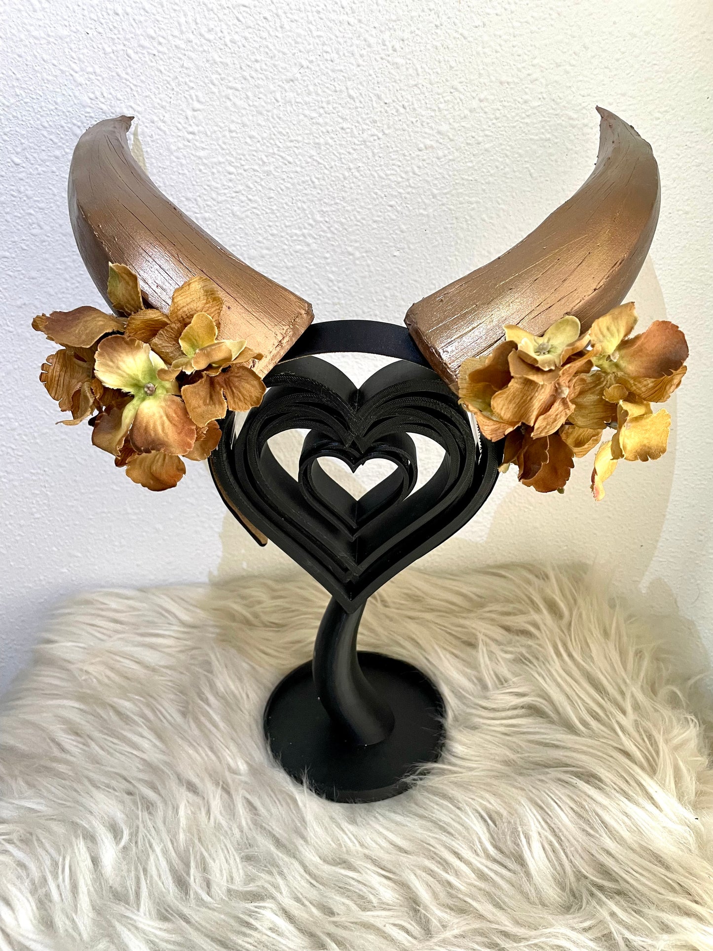 Chocolate Metallic Bark Horns