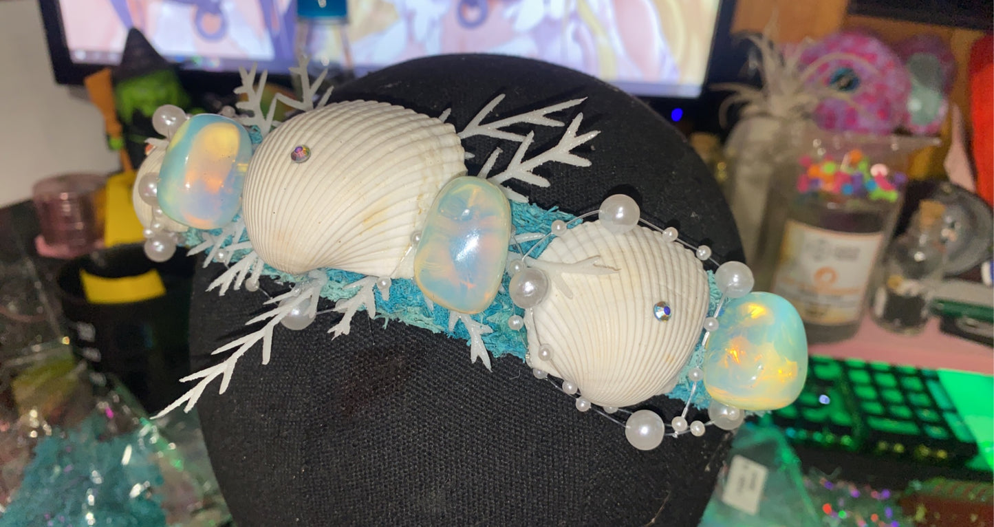 Ocean Tides Crown