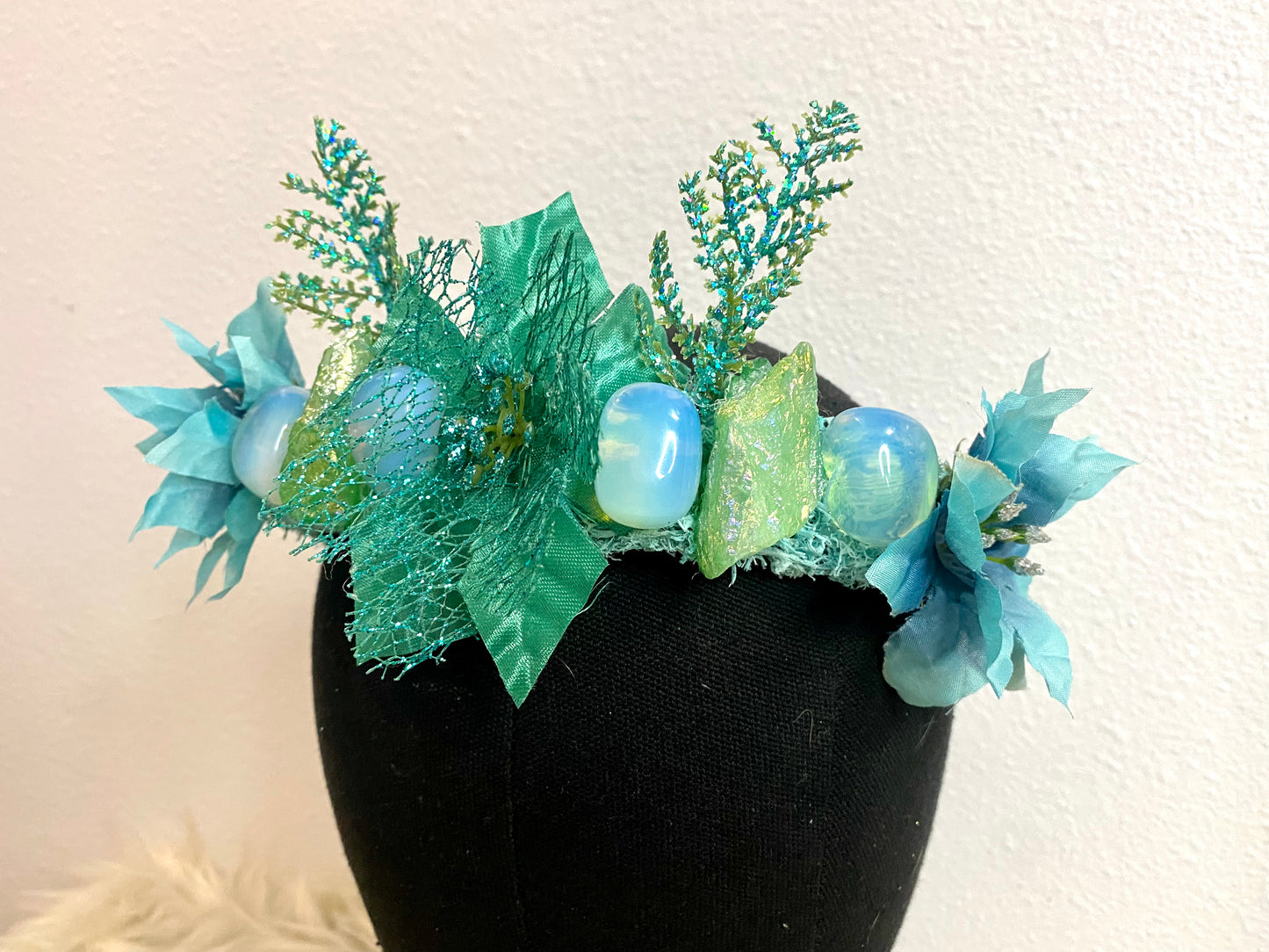 Aqua Dream Crown