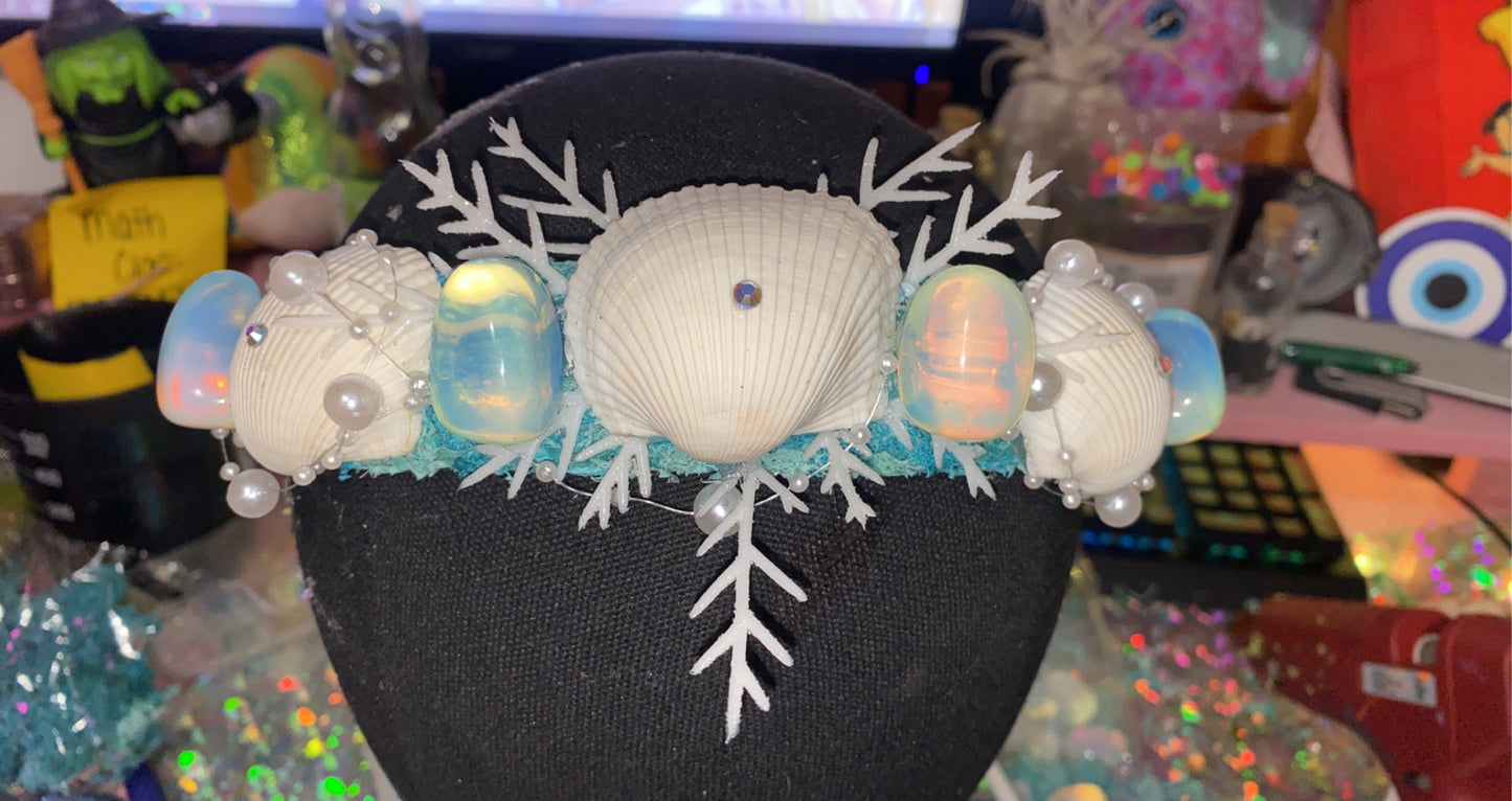 Ocean Tides Crown