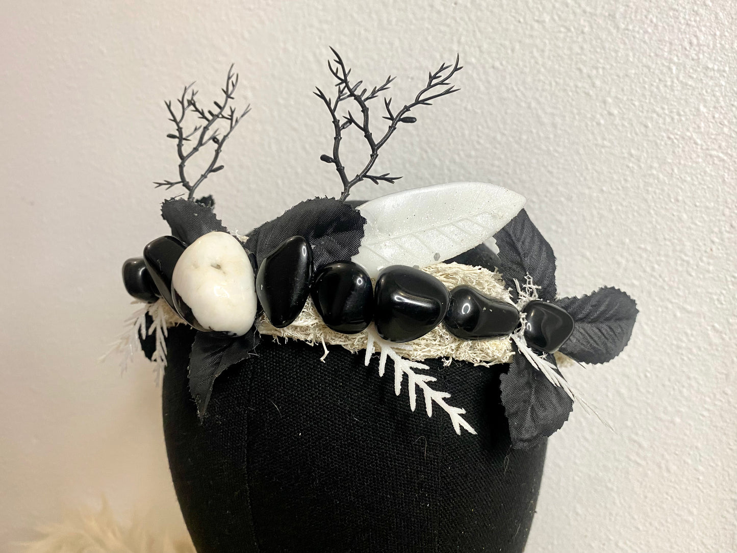 Howlite Deer Crown