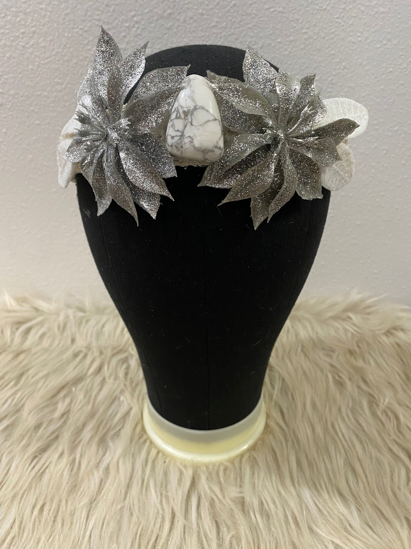 Silver Cuetlaxochitl Howlite Crown